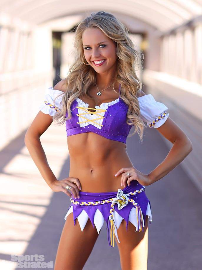 00-Individuals-01-Pro_Bowl_Cheer-BY-0228_0.jpg